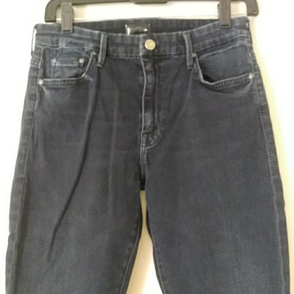 MOTHER The Looker 29